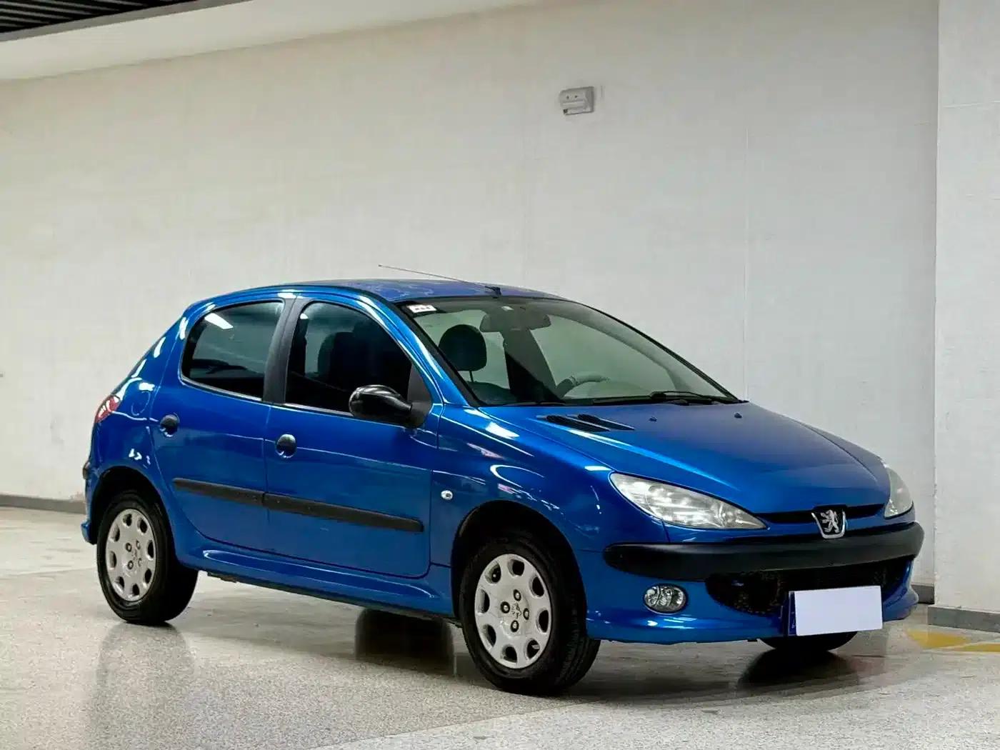 Peugeot 206 2006 1.4L Manual Fashion Edition — миниатюра 3