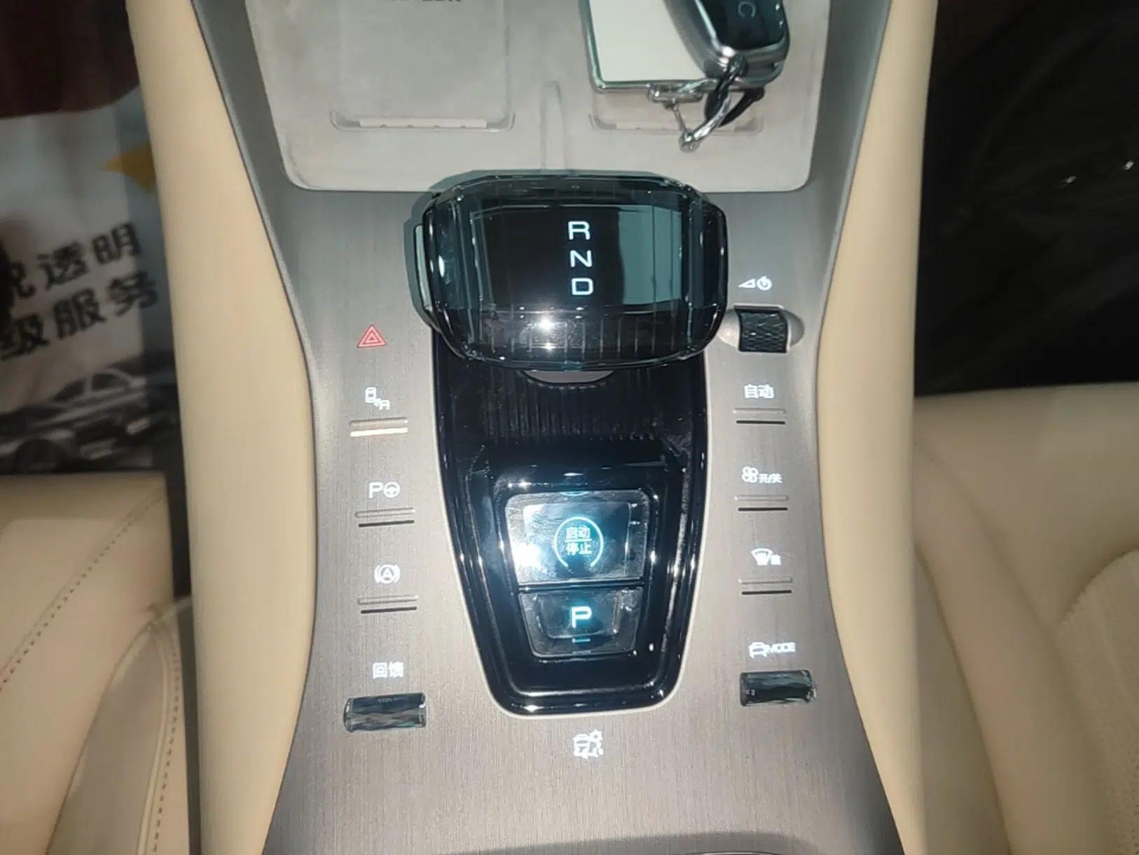 Denza N7 2023 Long-Range Performance Edition — миниатюра 17