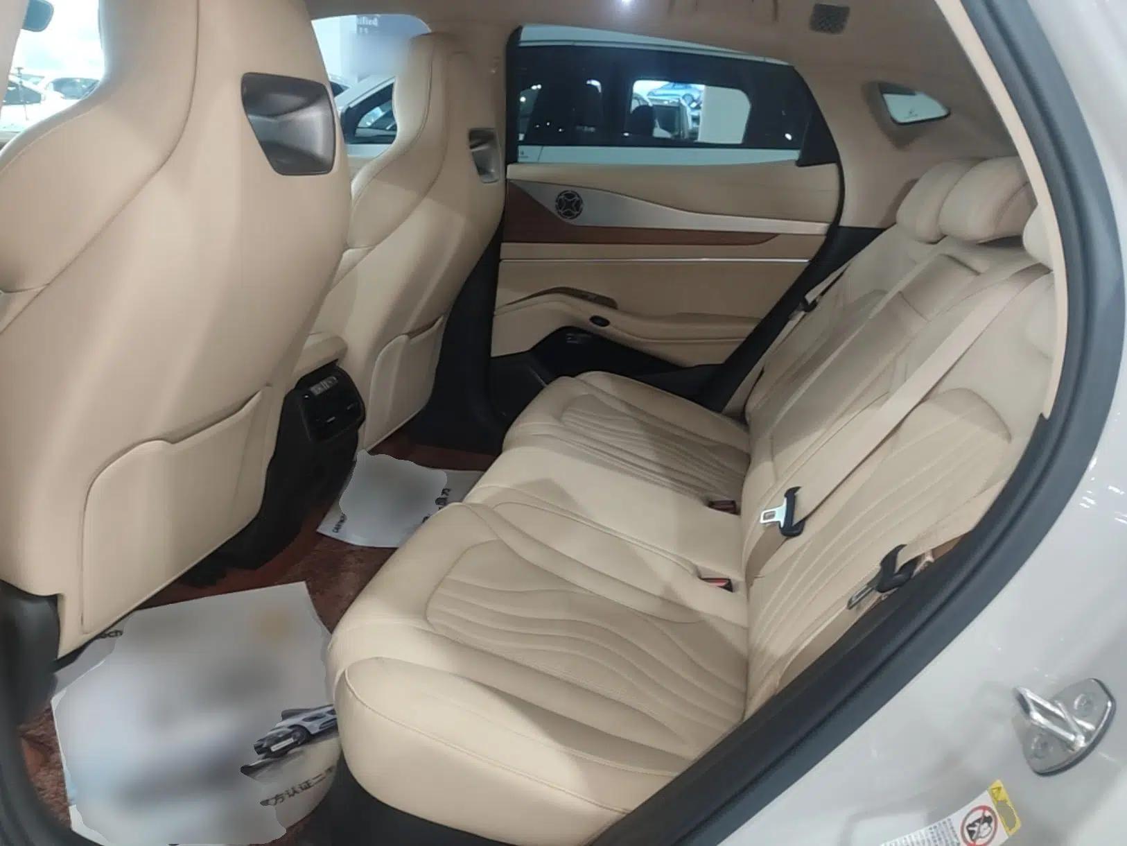 Denza N7 2023 Long-Range Performance Edition — миниатюра 20