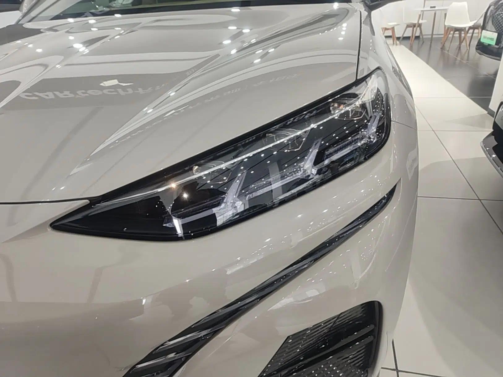 Denza N7 2023 Long-Range Performance Edition — миниатюра 9
