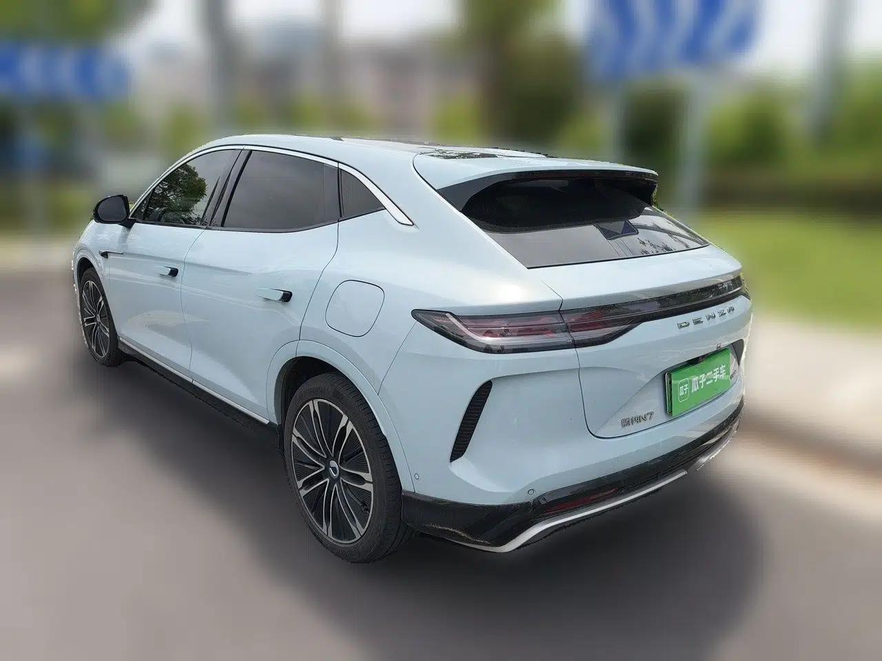 Denza N7 2024 630 All-Wheel Drive Intelligent Driving Max Edition — миниатюра 4