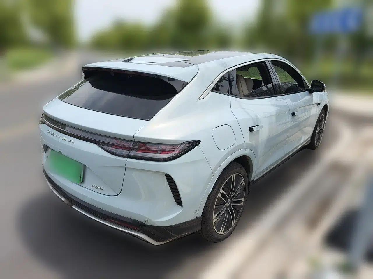 Denza N7 2024 630 All-Wheel Drive Intelligent Driving Max Edition — миниатюра 6