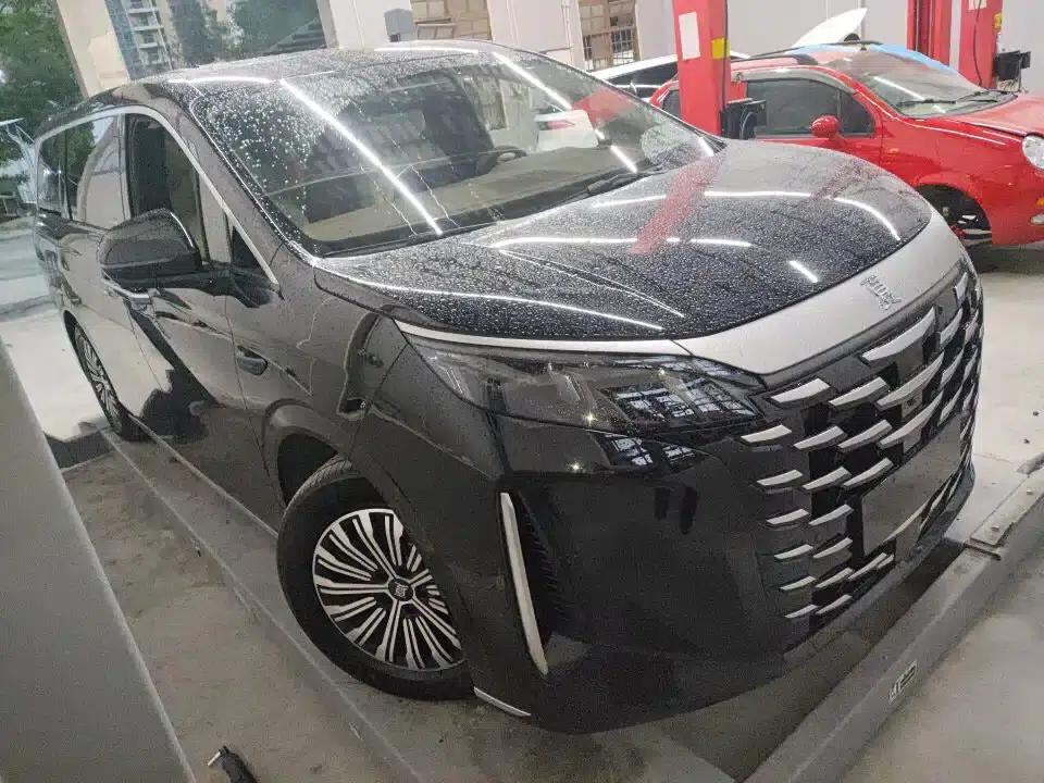 Summer 2025 DM-i 1.5T 180km/h Superior Edition — миниатюра 2