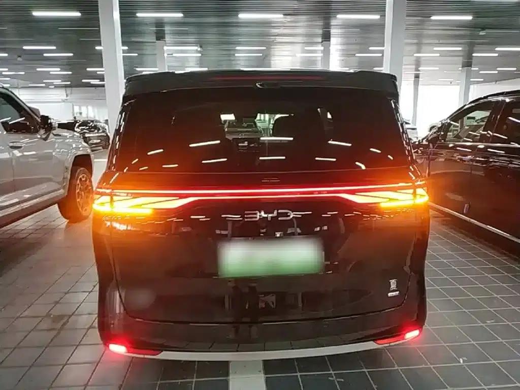 Summer 2025 DM-i 1.5T 180km/h Superior Edition — миниатюра 6