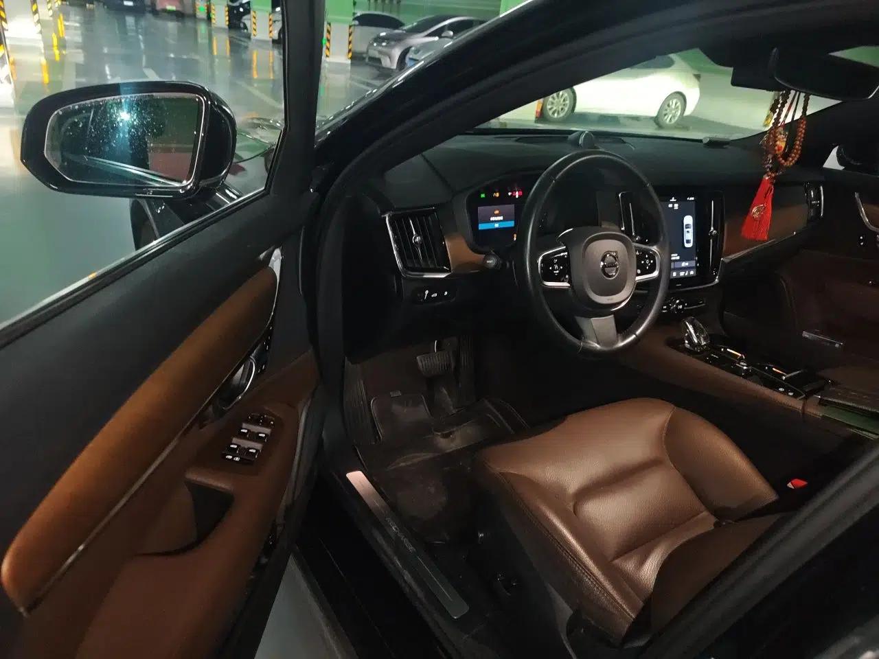Volvo S90 New Energy 2021 T8 e-Drive Hybrid Luxury Edition — миниатюра 17