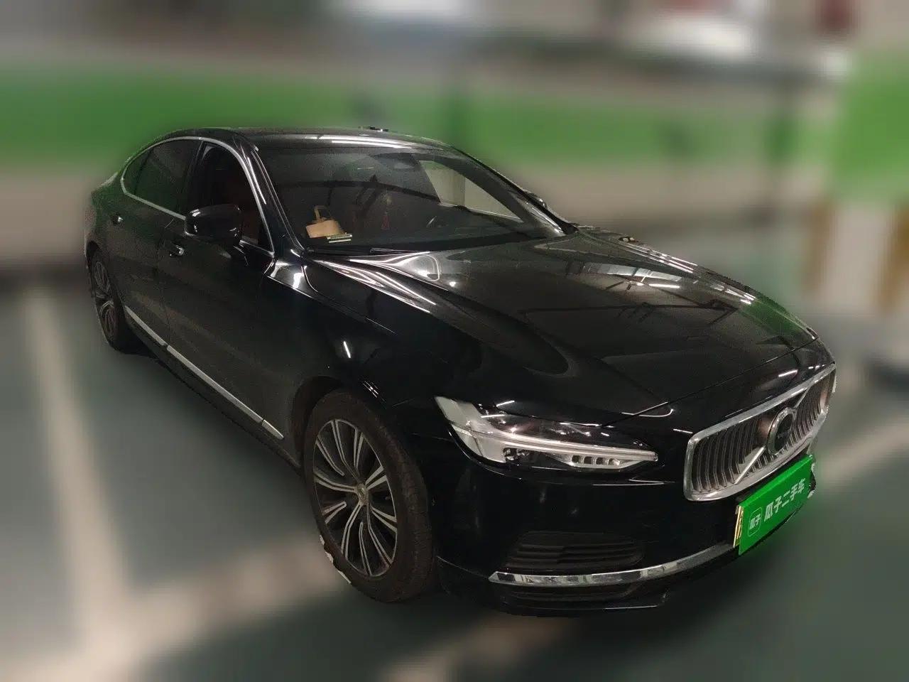 Volvo S90 New Energy 2021 T8 e-Drive Hybrid Luxury Edition — миниатюра 3