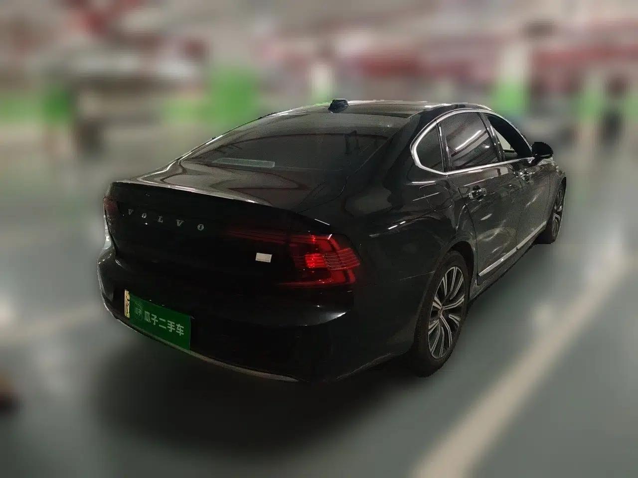 Volvo S90 New Energy 2021 T8 e-Drive Hybrid Luxury Edition — миниатюра 6