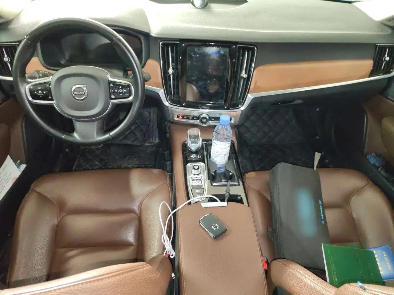 Volvo S90 New Energy 2020 T8 e-Drive Hybrid – Zhiyi Luxury Edition — миниатюра 10
