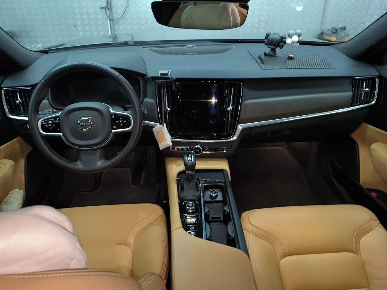 Volvo V90 2020 Cross Country T5 AWD Smart Range Edition — миниатюра 10