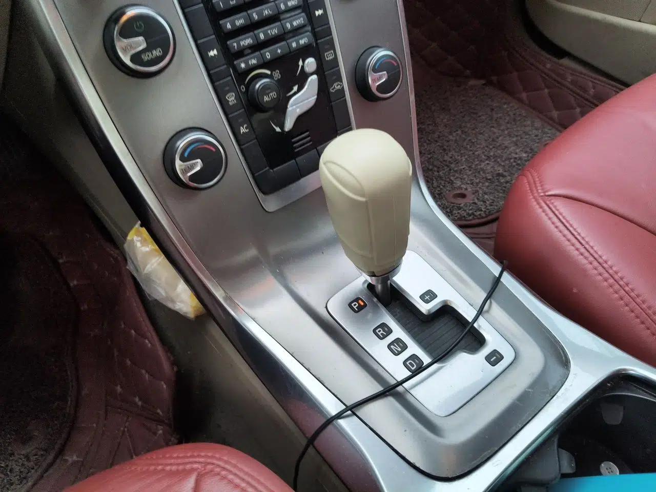 Volvo S80L 2011 2.0T ZhiShang Version — миниатюра 15