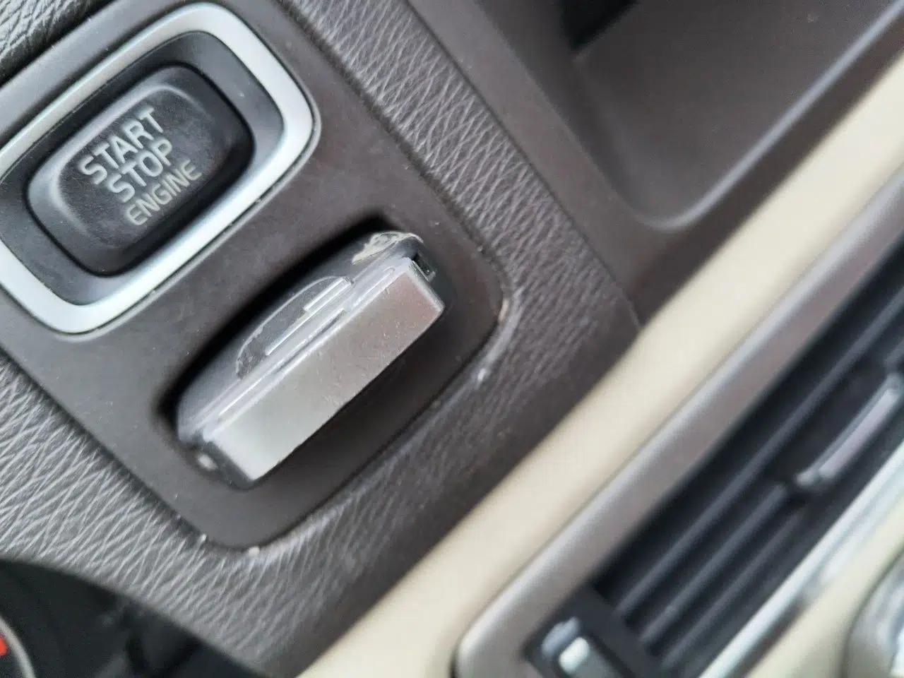 Volvo S80L 2011 2.0T ZhiShang Version — миниатюра 9