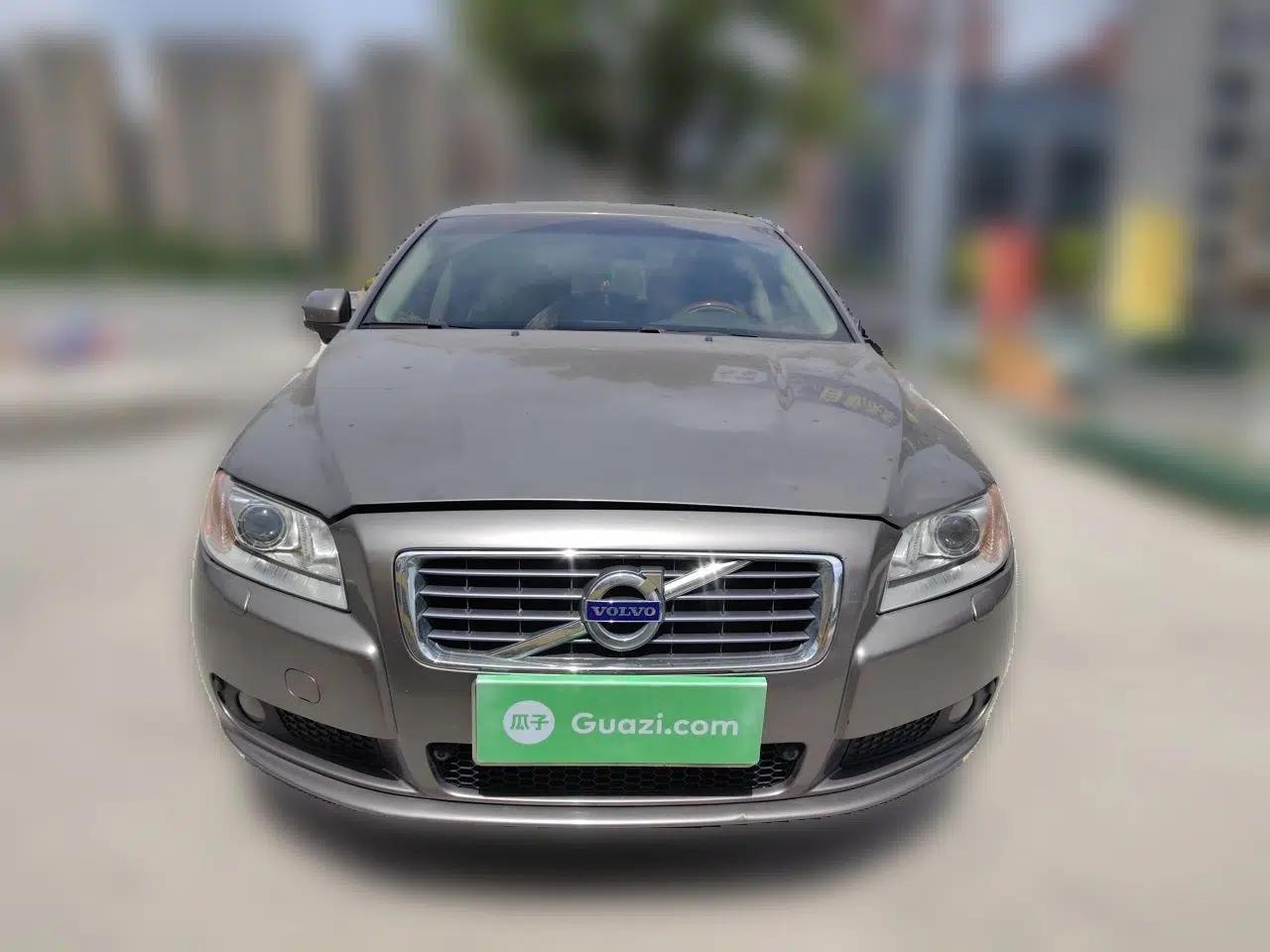 Volvo S80L 2011 2.0T ZhiZun Edition — миниатюра 2