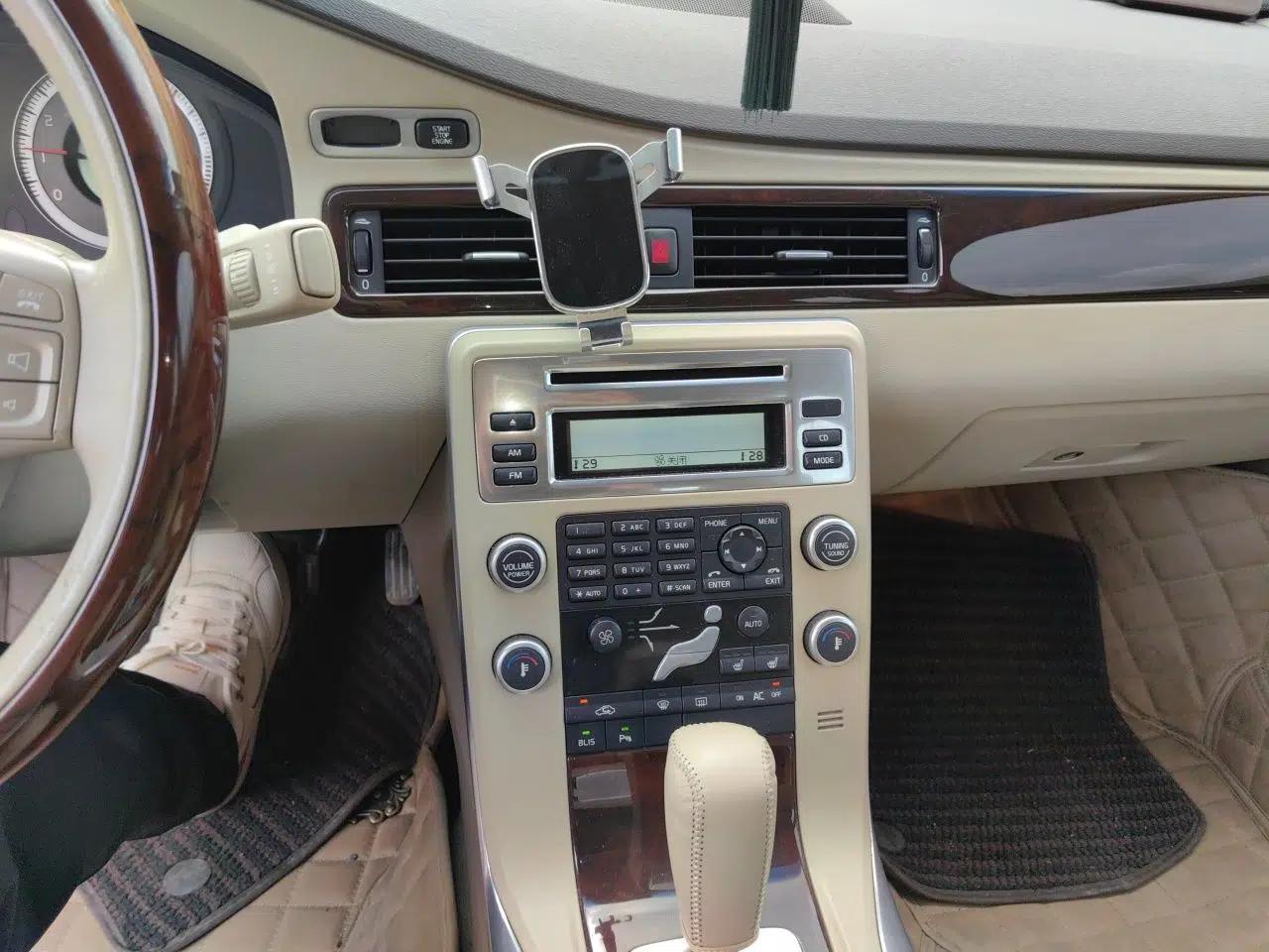 Volvo S80L 2011 2.0T ZhiZun Edition — миниатюра 14