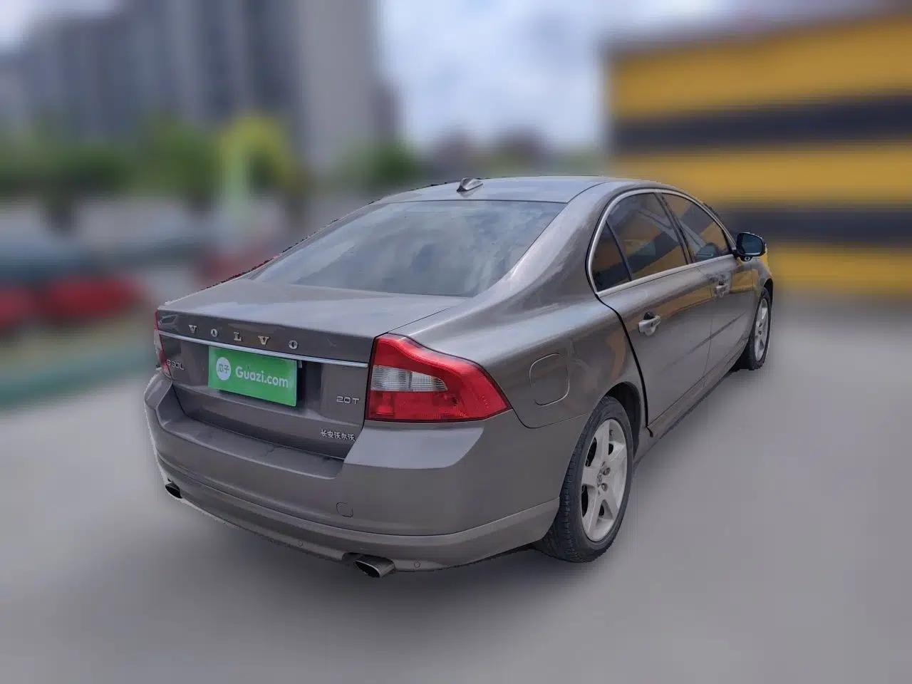 Volvo S80L 2011 2.0T ZhiZun Edition — миниатюра 6