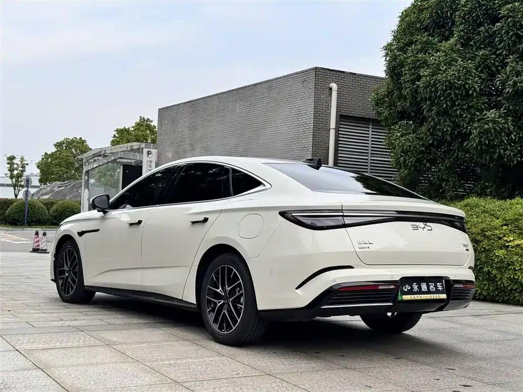 Seal 07 DM-i 2025 Intelligent Driving Edition DM-i 1.5L 125km Premium Model — миниатюра 11