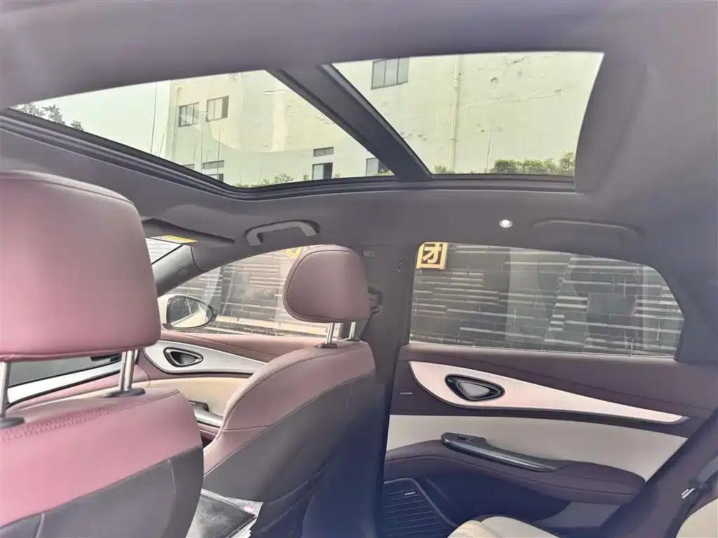 Seal 07 DM-i 2025 Intelligent Driving Edition DM-i 1.5L 125km Premium Model — миниатюра 8