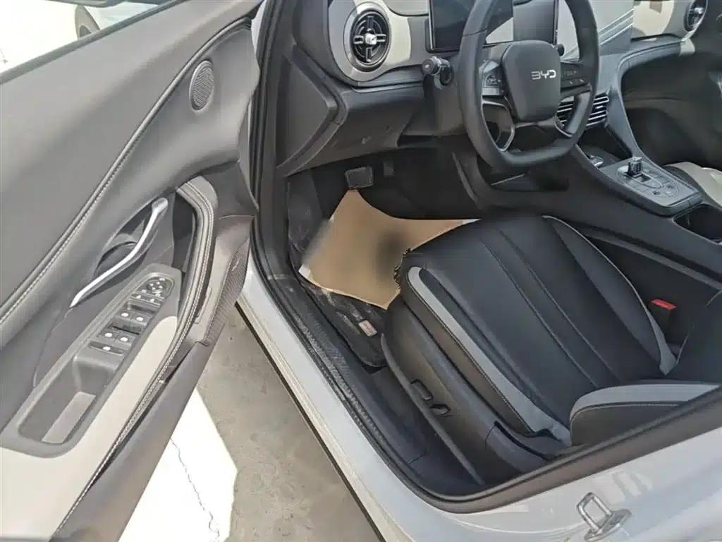 Hiace 05 DM-i 2025 DM-i Smart Driving Edition 75KM Premium — миниатюра 16