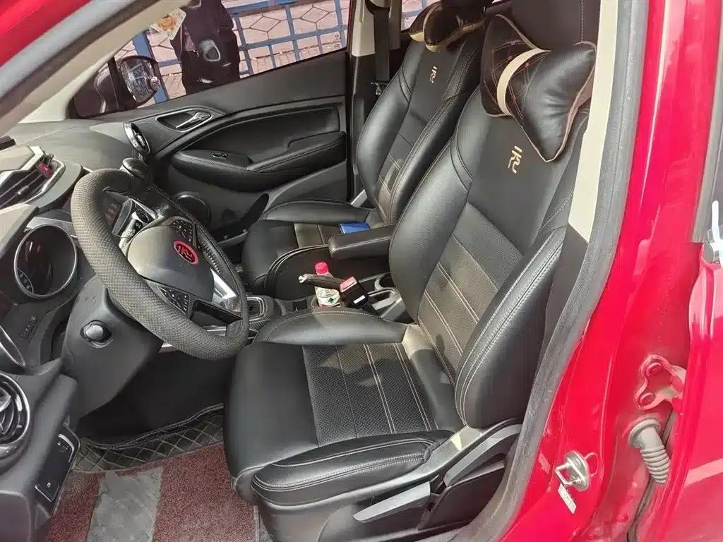2016 Yuan 1.5L Automatic Luxury Edition — миниатюра 11