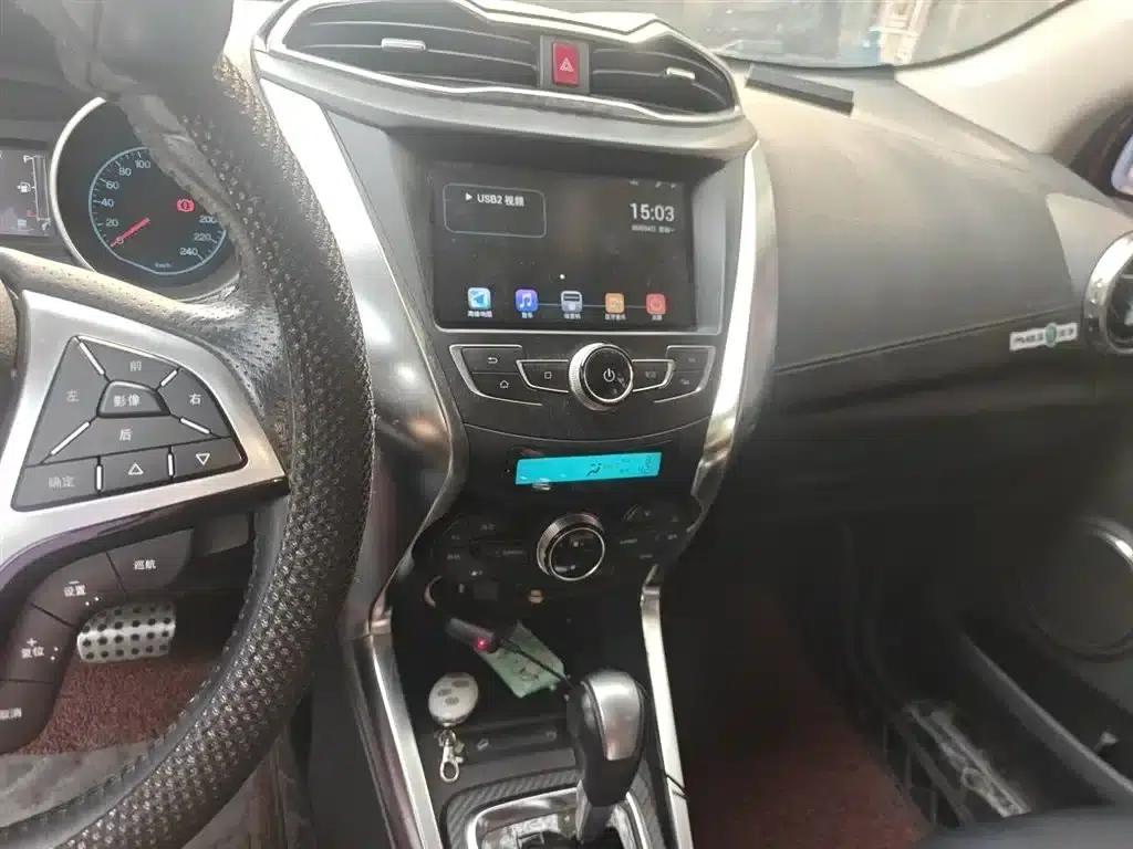 2016 Yuan 1.5L Automatic Luxury Edition — миниатюра 9