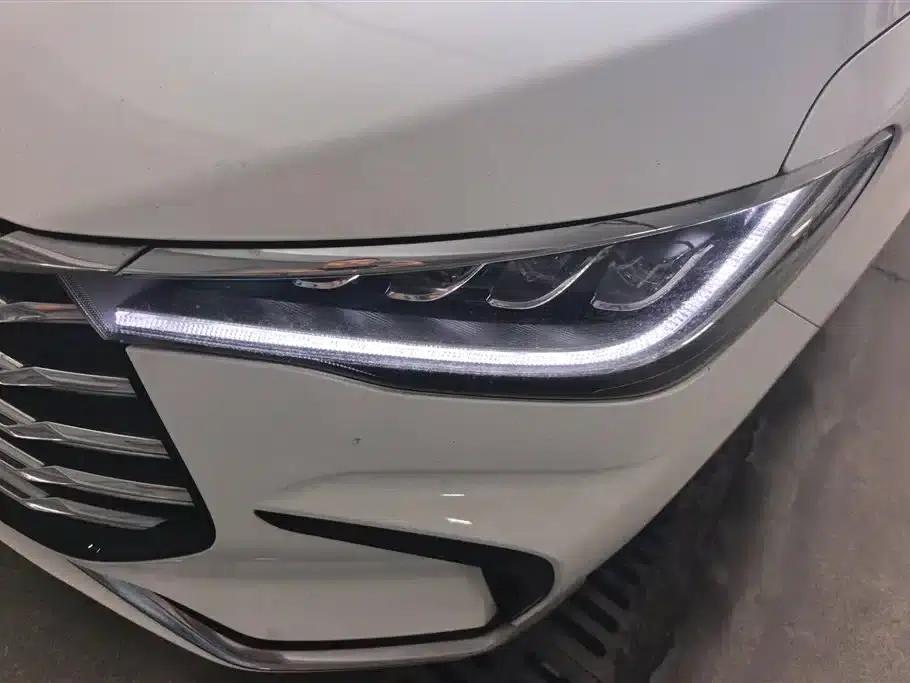 Song MAX New Energy 2022 DM-i 105KM Executive Edition — миниатюра 5