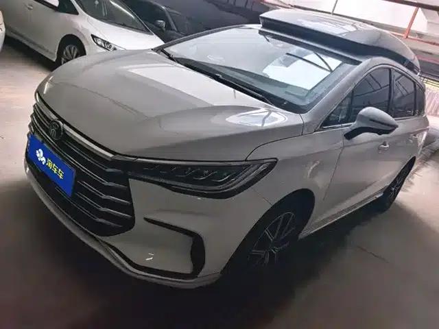 Song MAX New Energy 2022 DM-i 105KM Executive Edition