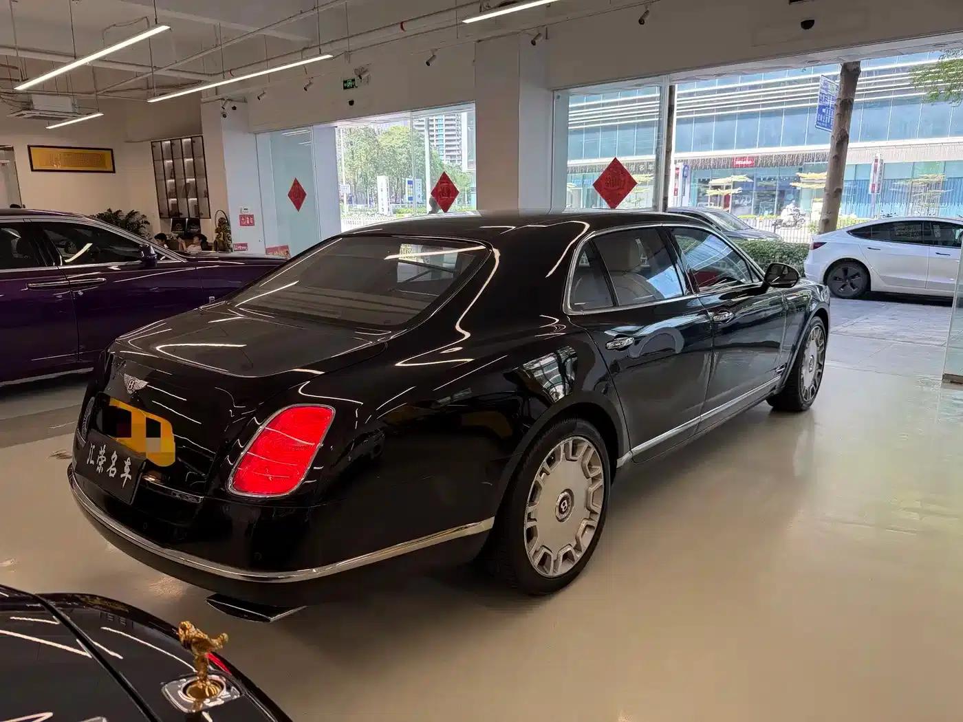 Mulsanne 2011 6.8T Luxury Edition — миниатюра 12