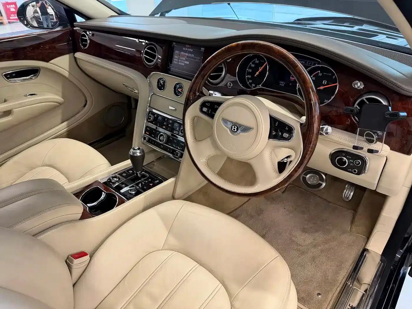 Mulsanne 2011 6.8T Luxury Edition — миниатюра 4
