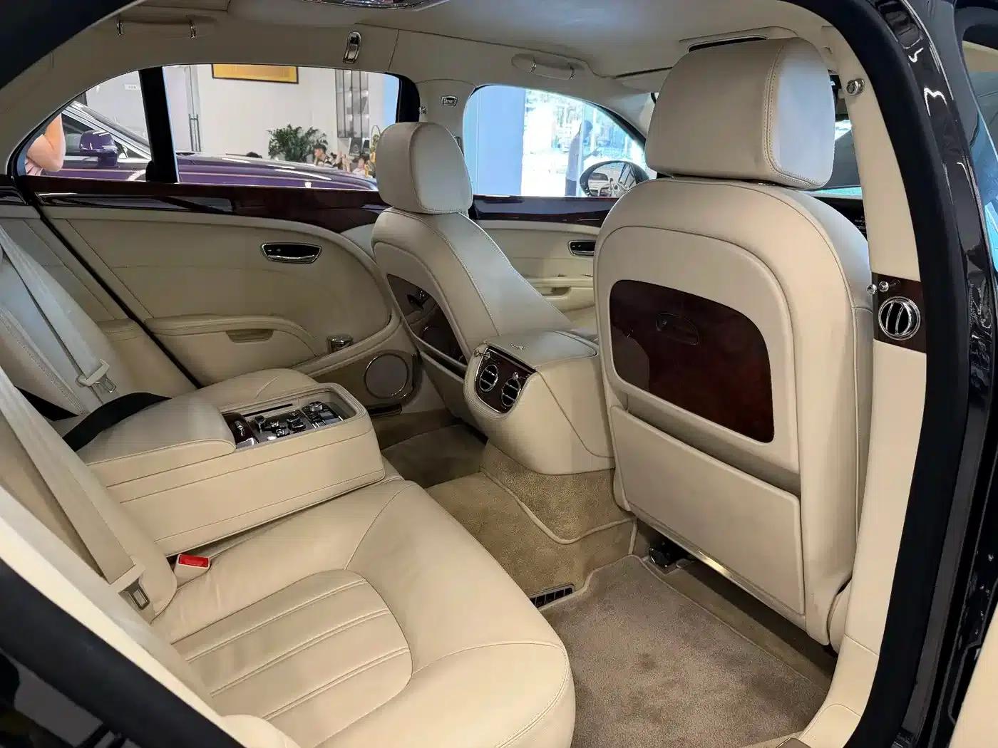 Mulsanne 2011 6.8T Luxury Edition — миниатюра 6