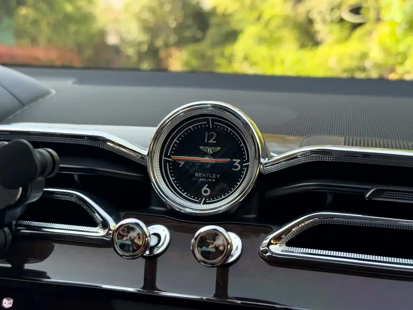 Bentayga Plug-in Hybrid 2021 3.0T PHEV — миниатюра 19