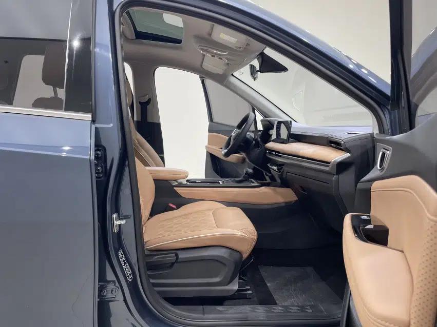 Wuling Jiachen 2022 1.5T CVT Deluxe Flagship Edition — миниатюра 15