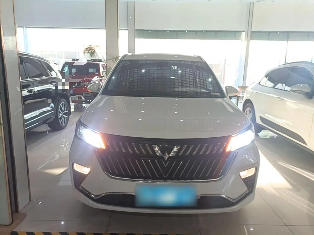 Wuling Jiachen 2022 1.5T CVT Smart Luxury Version — миниатюра 2