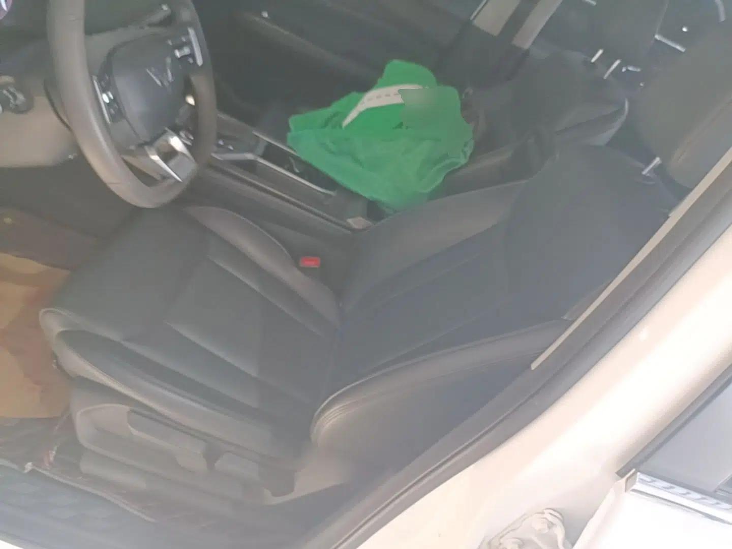 Wuling Jiachen 2022 1.5T CVT Smart Luxury Version — миниатюра 18