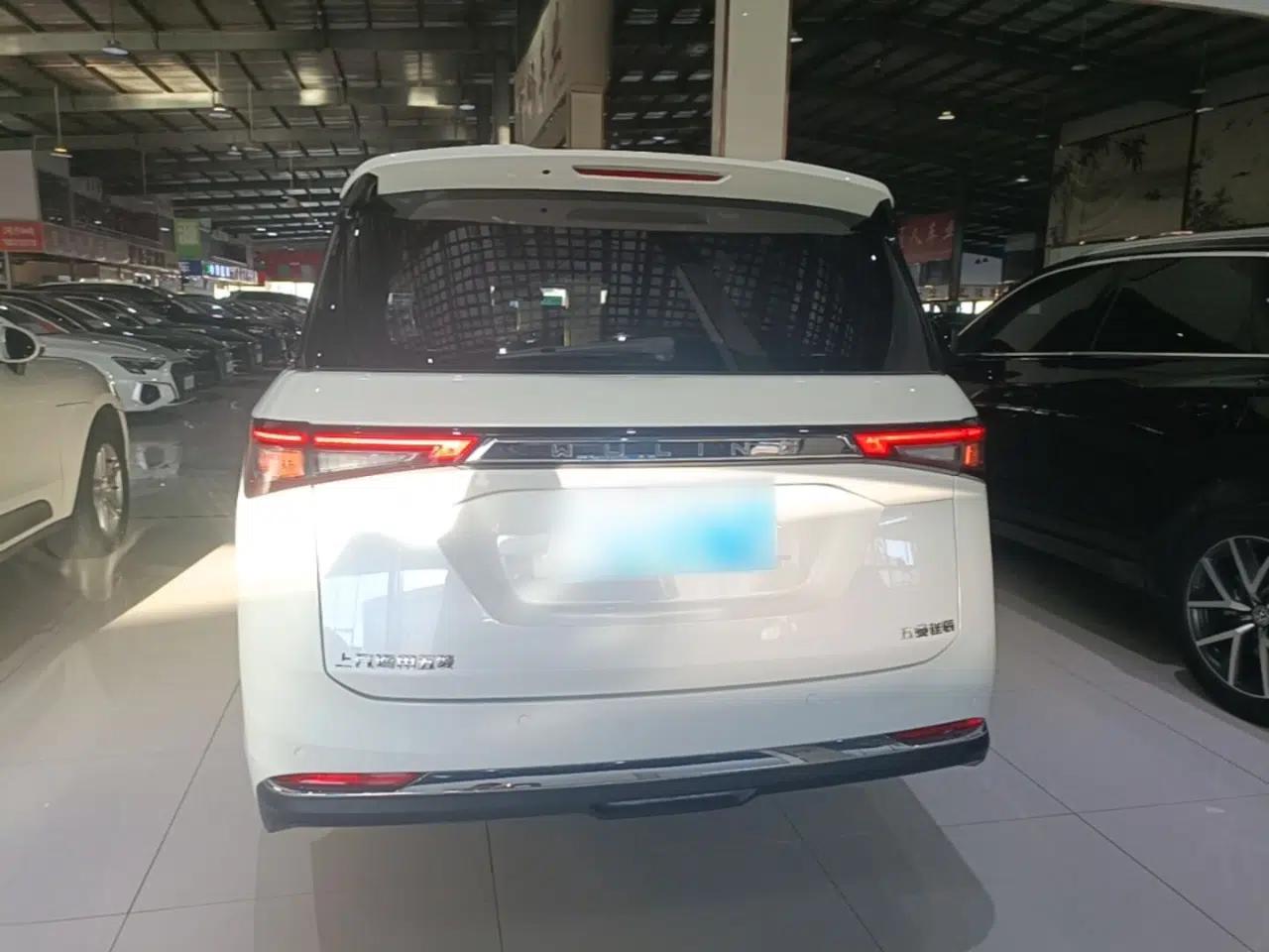 Wuling Jiachen 2022 1.5T CVT Smart Luxury Version — миниатюра 5
