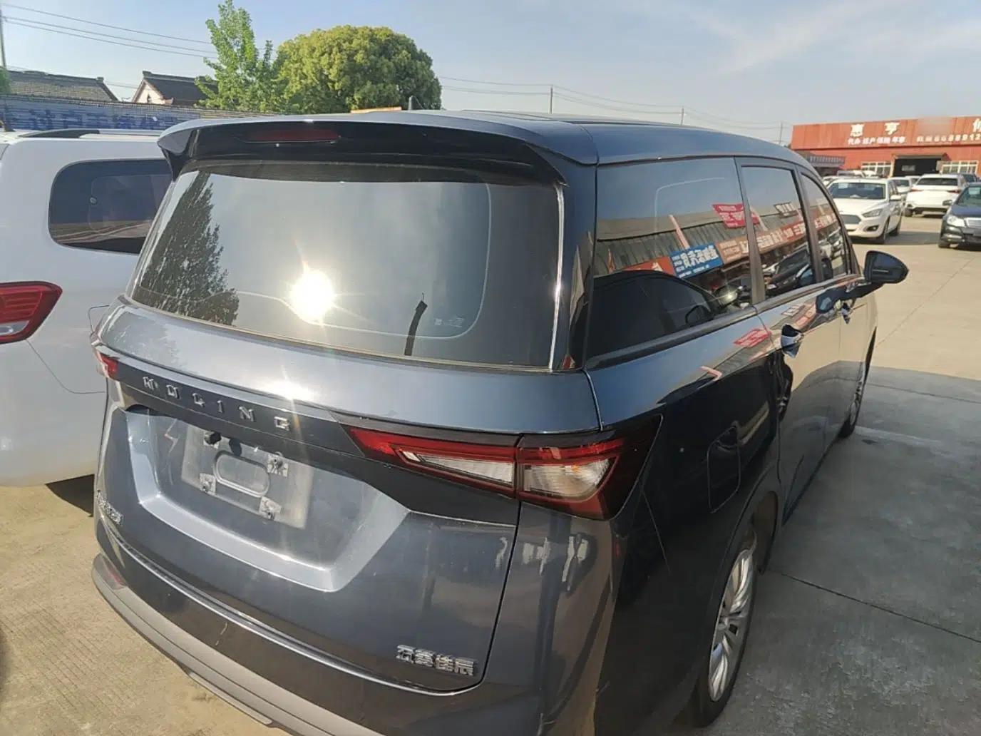 Wuling Jiachen 2022 1.5L Manual Enjoyment Elite Model — миниатюра 6