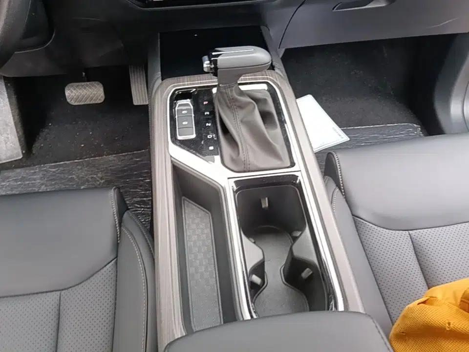 Wuling Jiachen 2022 1.5T CVT Smart Luxury Version — миниатюра 16