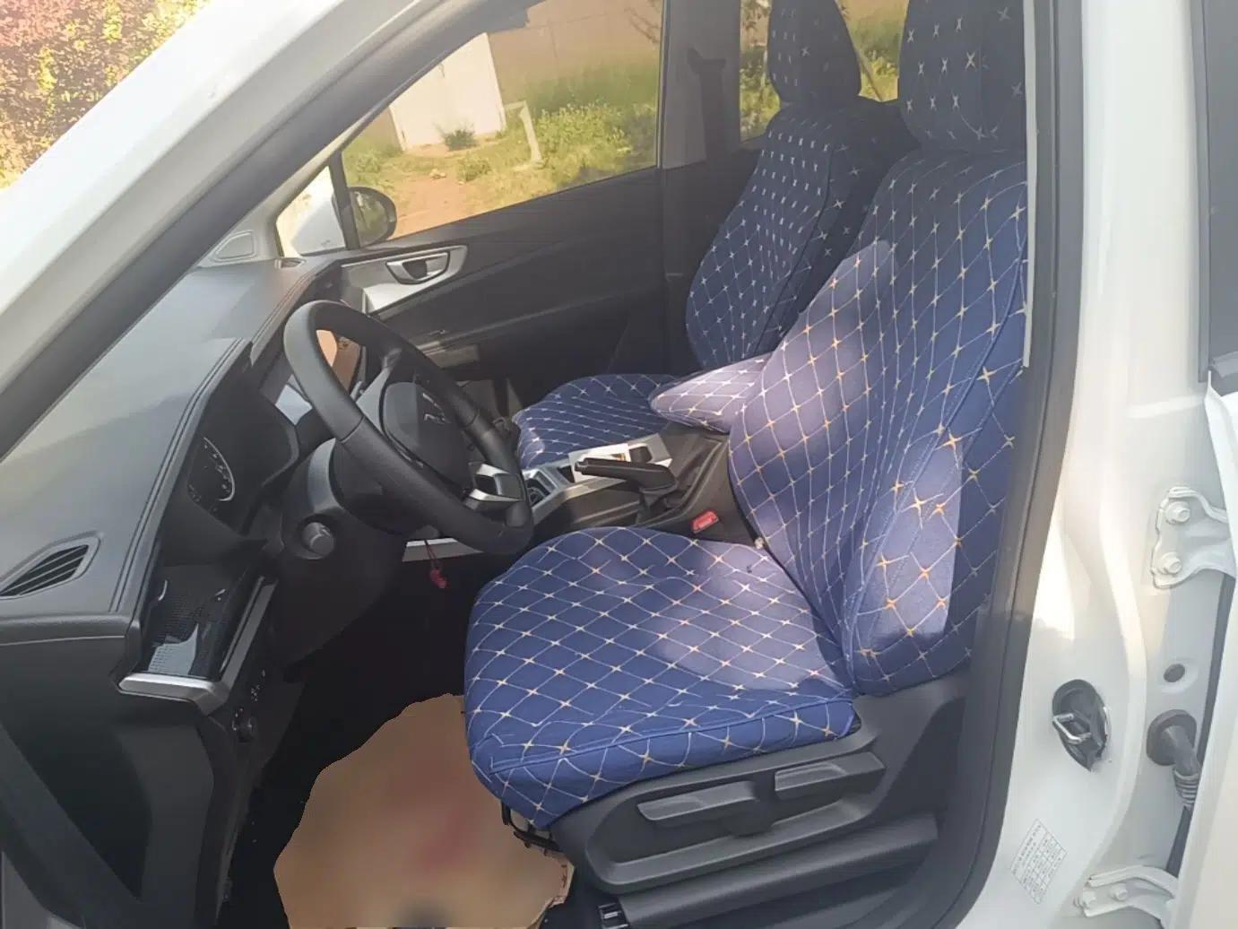 Wuling Jiachen 2022 1.5L Manual Enjoyment Elite Model — миниатюра 18