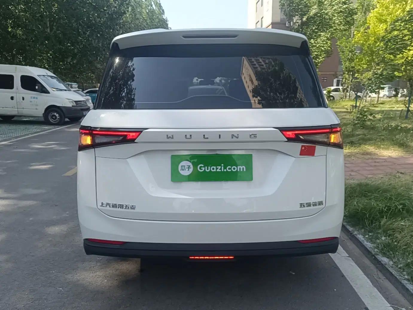 Wuling Jiachen 2022 1.5L Manual Enjoyment Elite Model — миниатюра 5