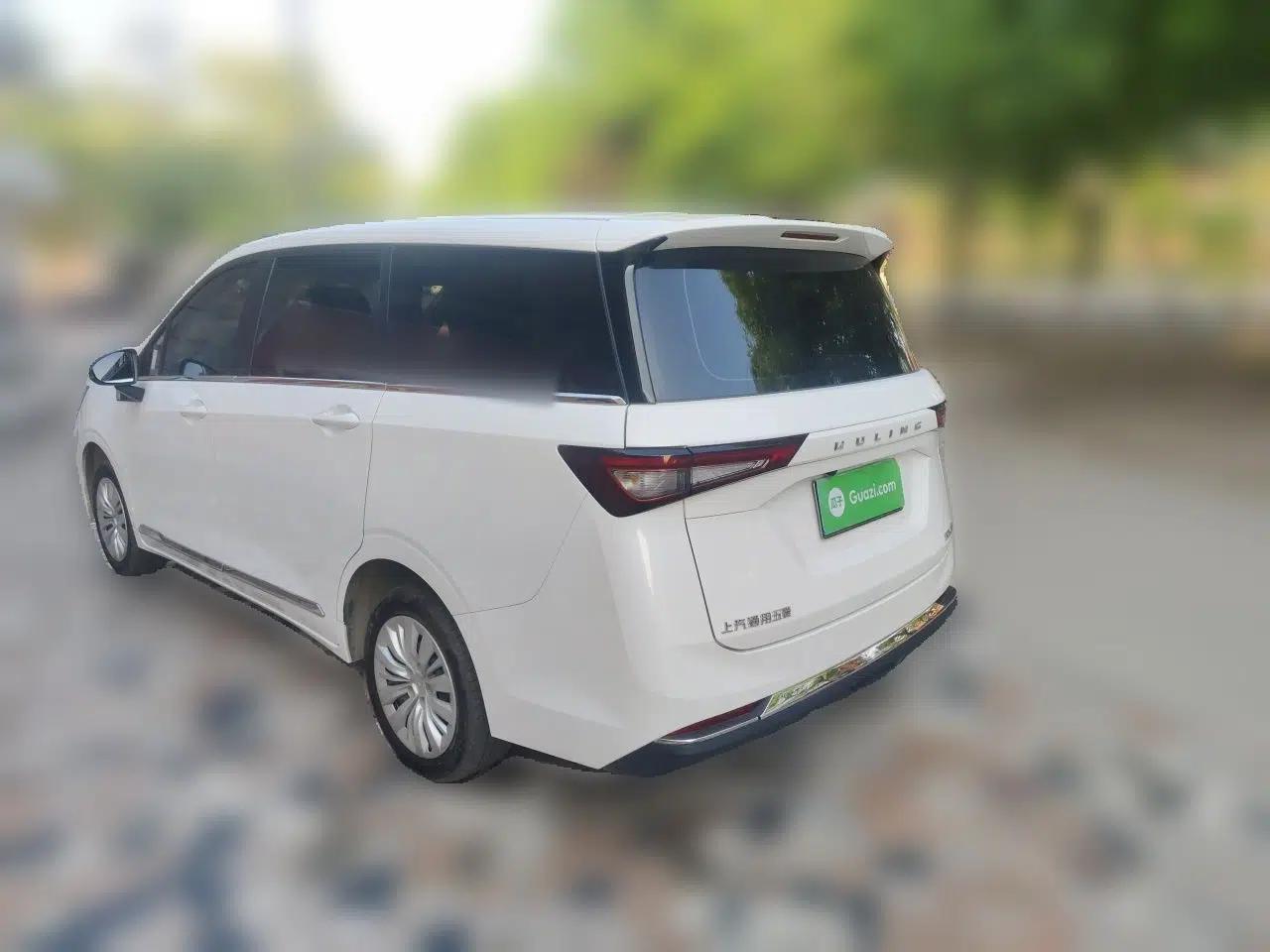 Wuling Jiachen 2022 1.5L Manual Enjoyment Elite Model — миниатюра 4