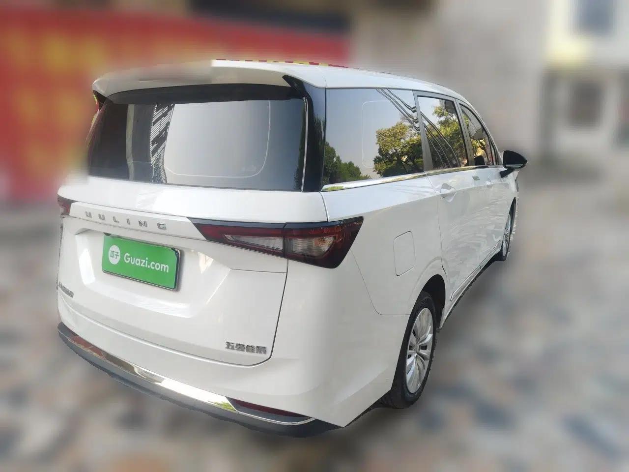Wuling Jiachen 2022 1.5L Manual Enjoyment Elite Model — миниатюра 6