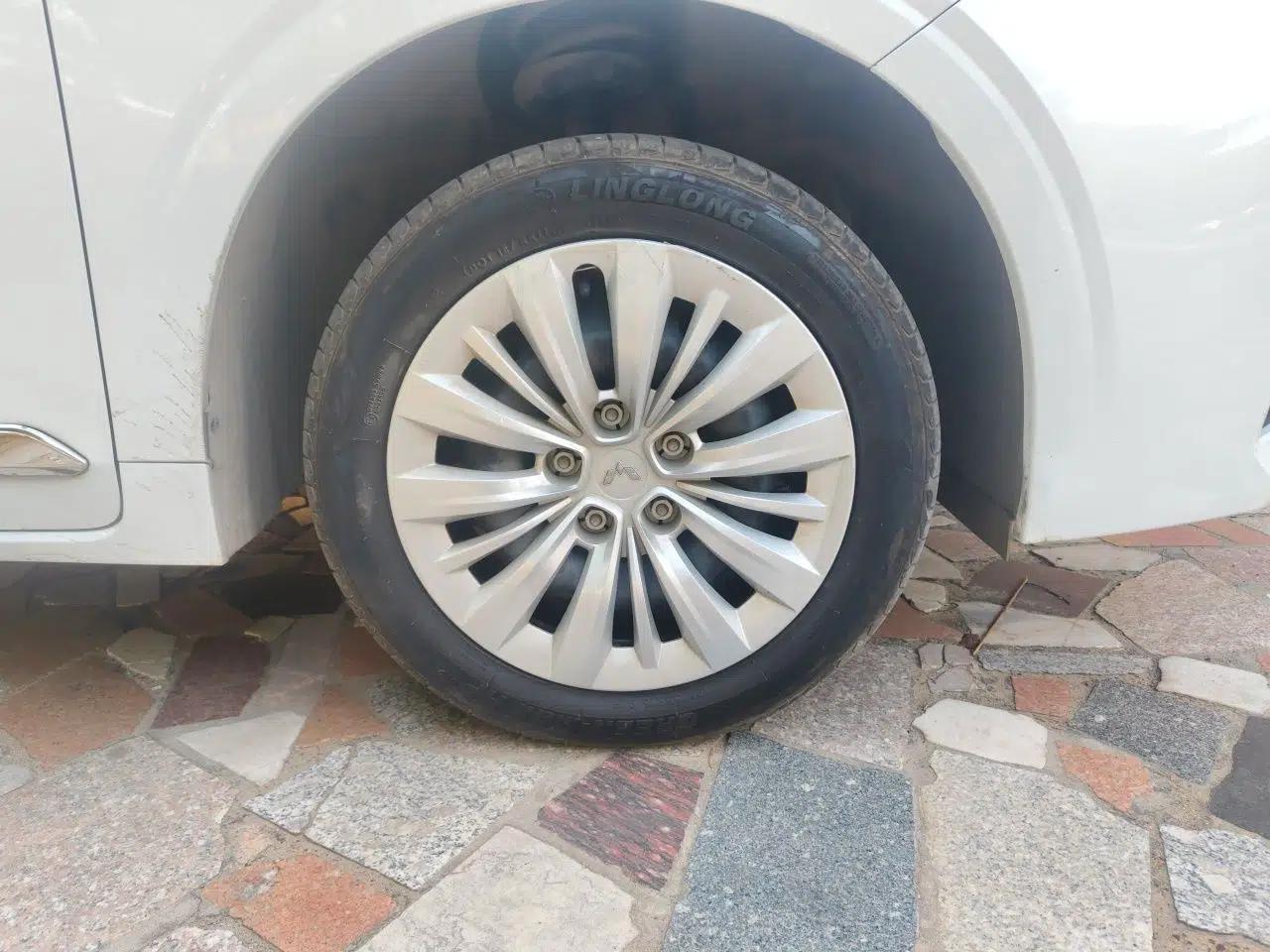 Wuling Jiachen 2022 1.5L Manual Enjoyment Elite Model — миниатюра 8