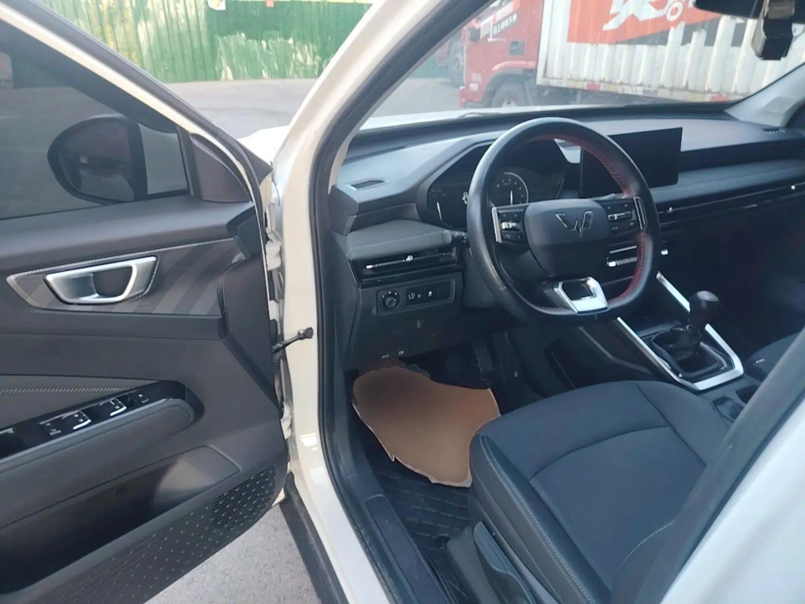 Wuling Alvez 2022 1.5L Manual Comfort Version — миниатюра 19