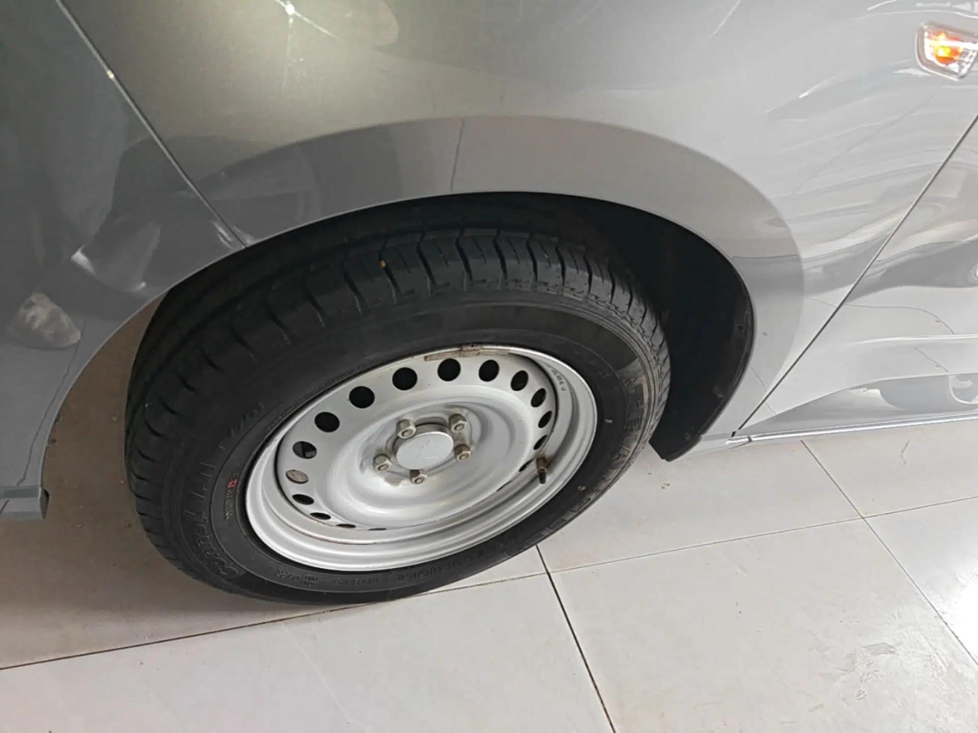 Wuling Zhengcheng 2021 1.5T Manual Comfort Version — миниатюра 8