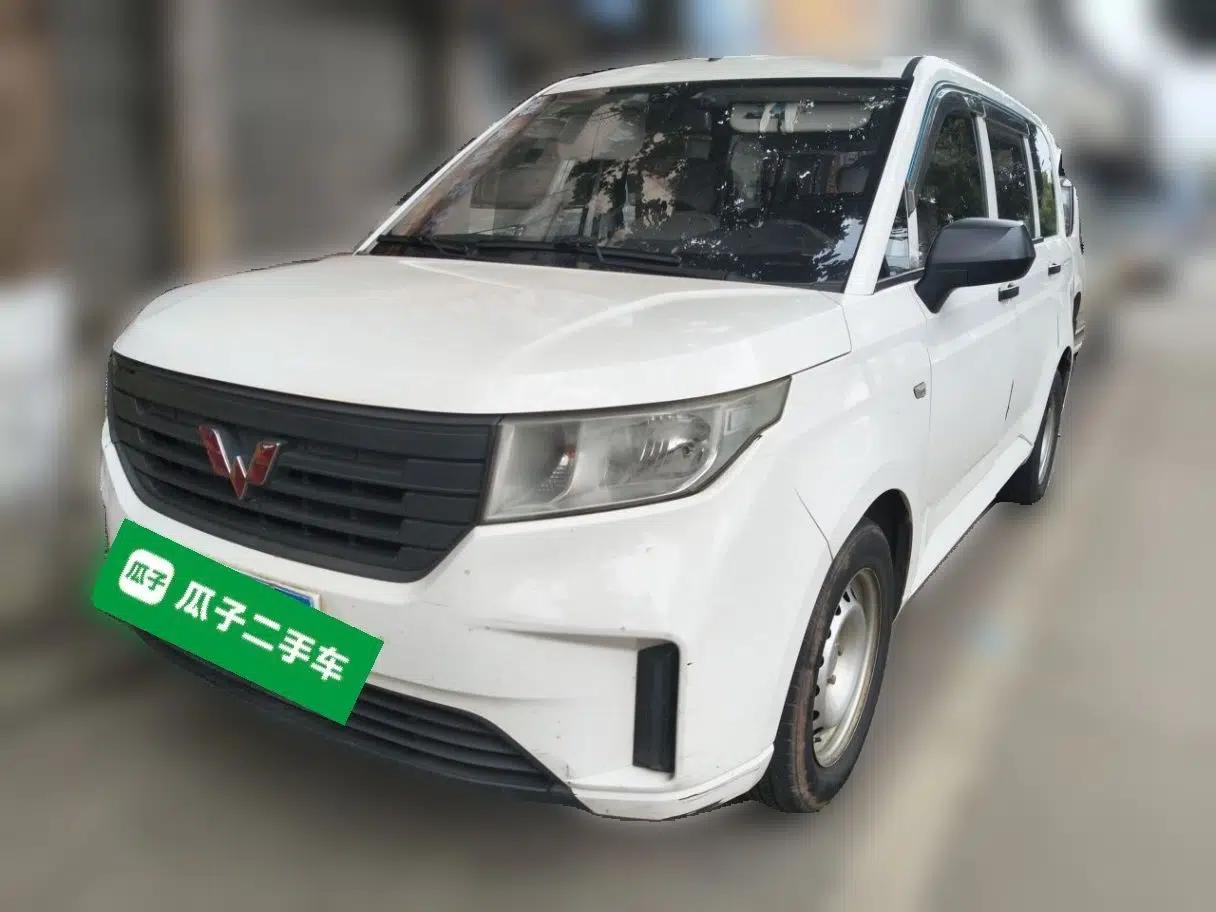 Wuling Hongguang PLUS 2019 1.5T Manual Standard Version 8 Seats — миниатюра 1
