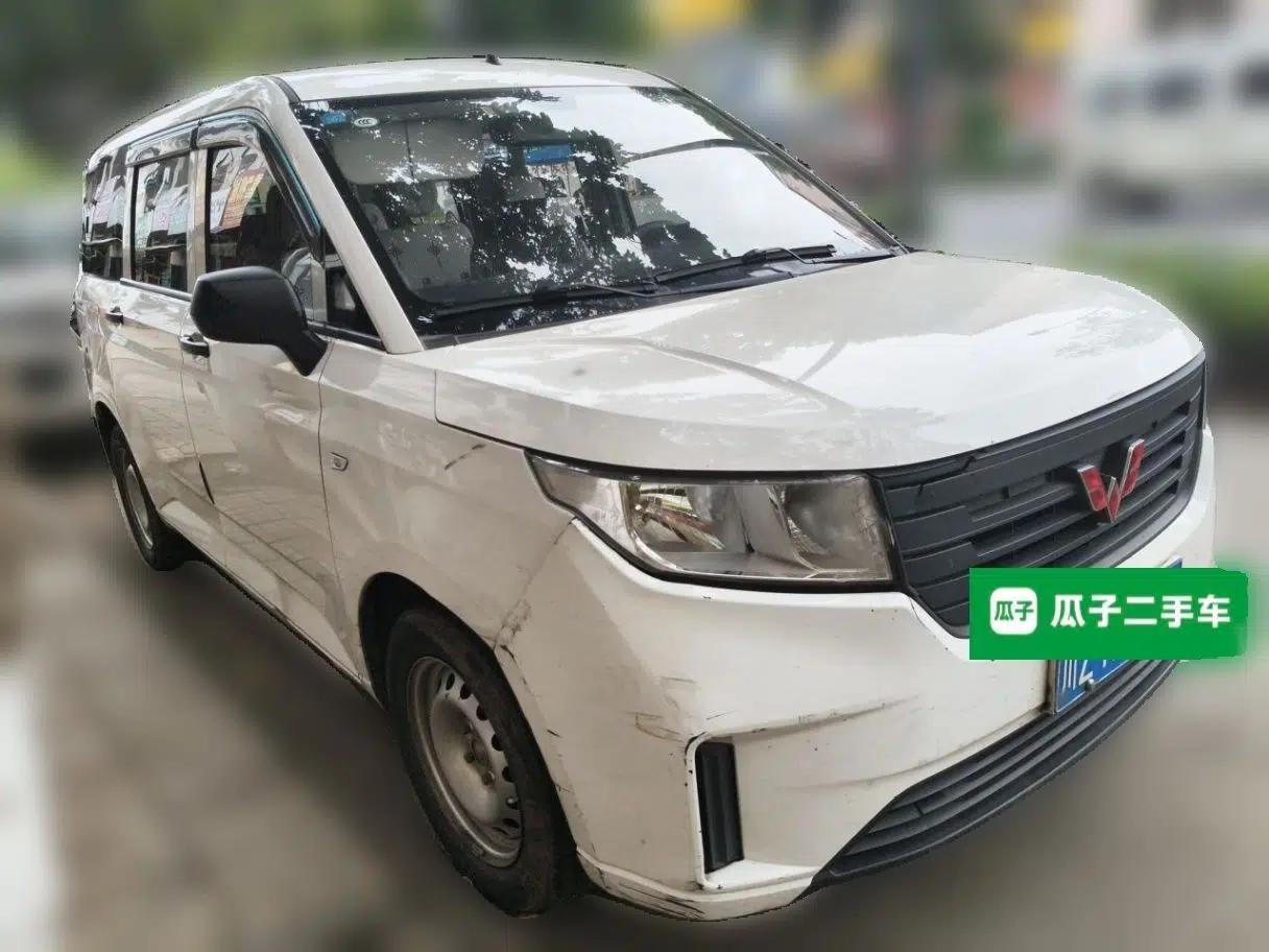 Wuling Hongguang PLUS 2019 1.5T Manual Standard Version 8 Seats — миниатюра 3