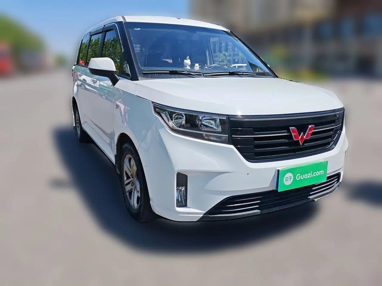 Wuling Hongguang PLUS 2019 1.5T Manual Luxury 7-Seater — миниатюра 3