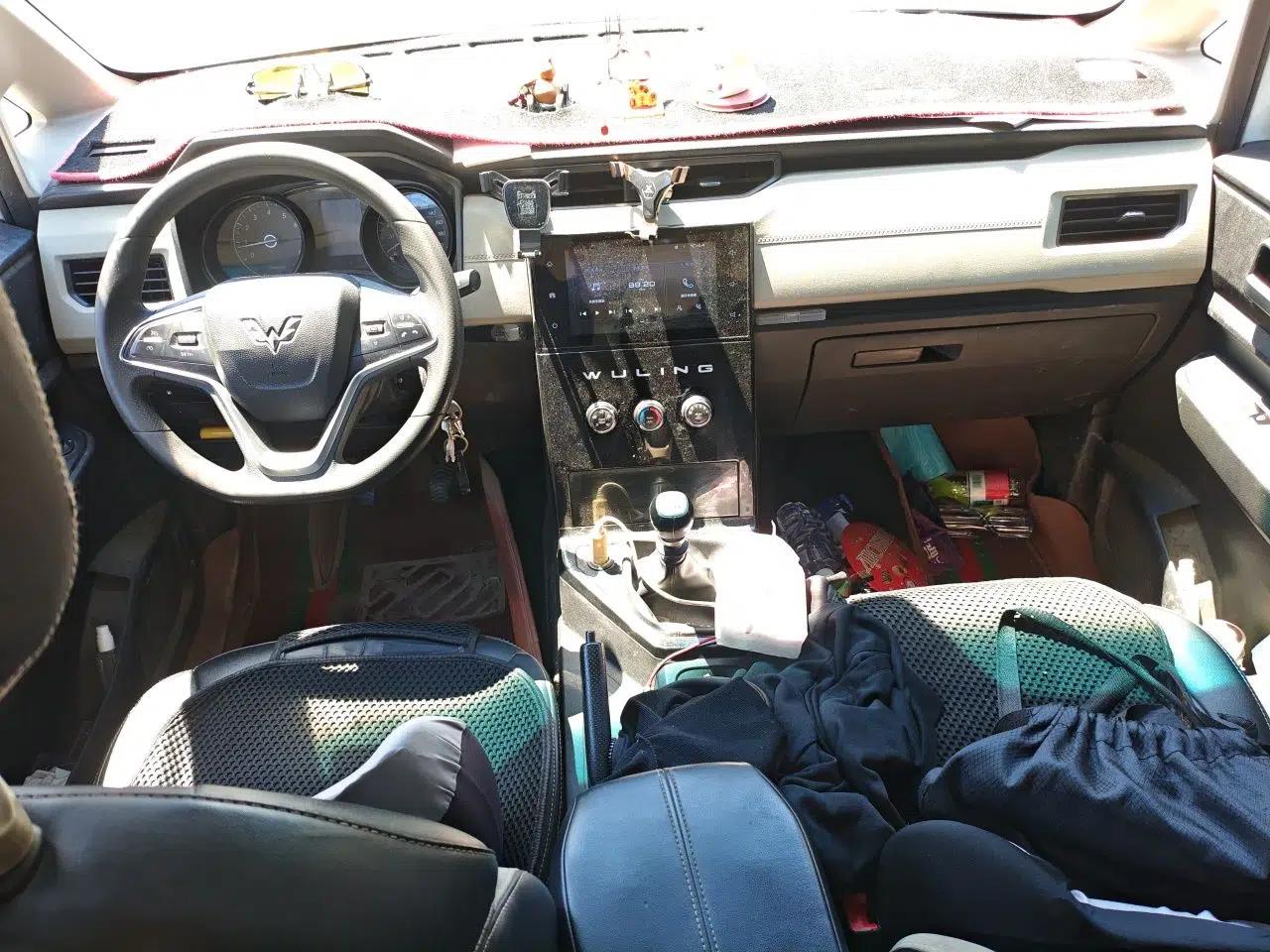 Wuling Hongguang PLUS 2019 1.5T Manual Luxury 7-Seater — миниатюра 10