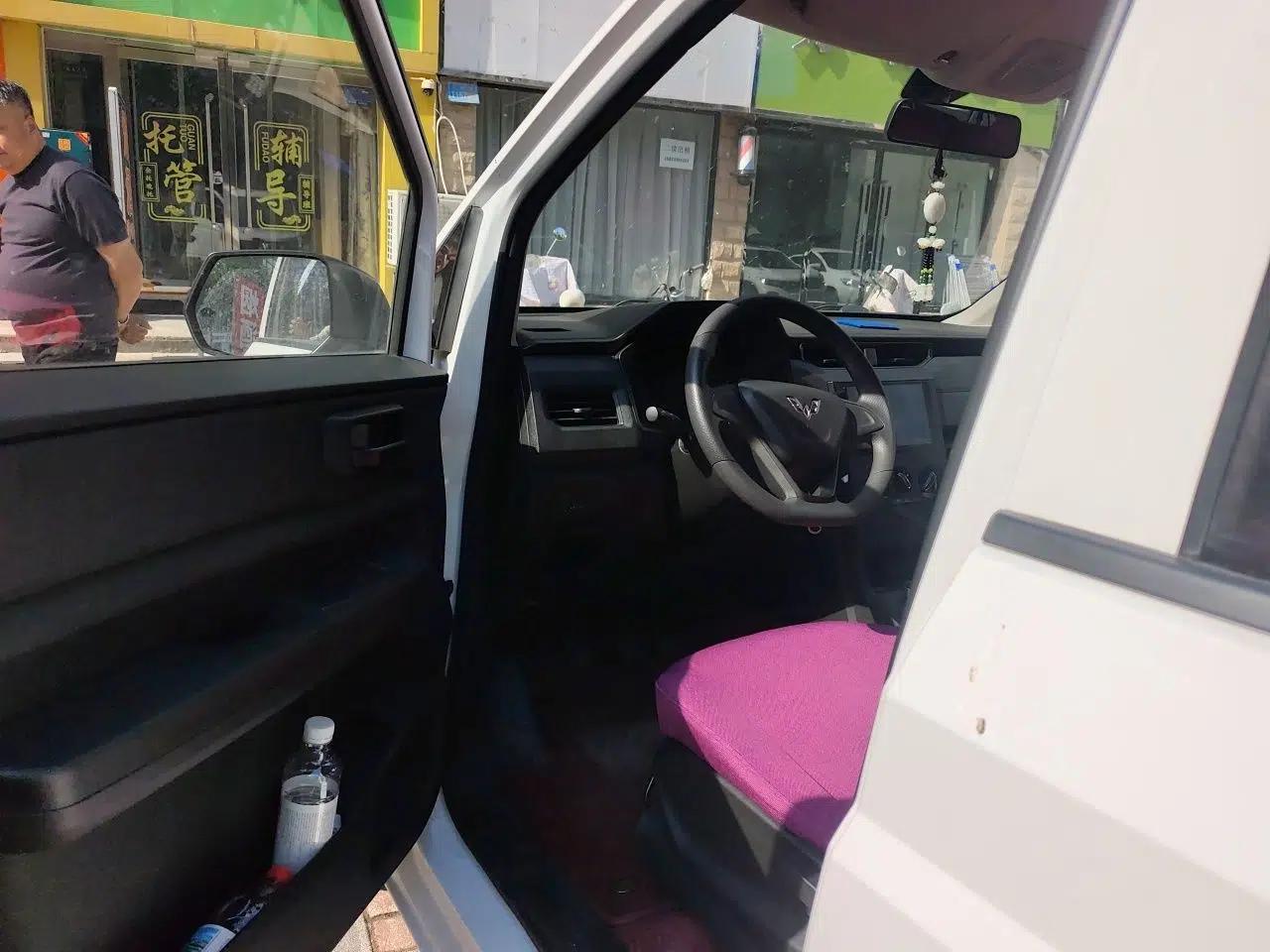 Wuling Hongguang PLUS 2019 1.5T Manual Standard Version 7 Seats — миниатюра 17