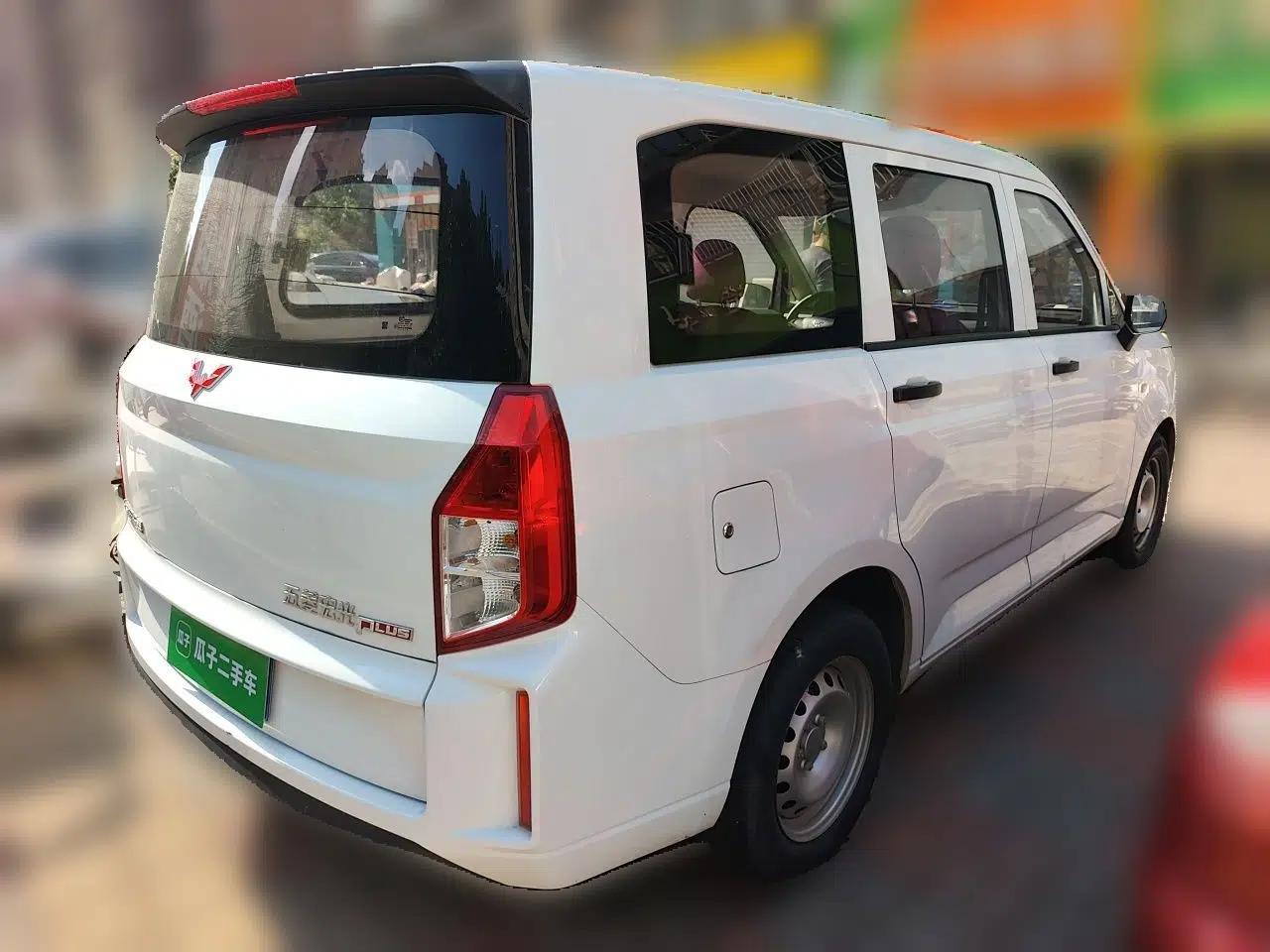 Wuling Hongguang PLUS 2019 1.5T Manual Standard Version 7 Seats — миниатюра 6