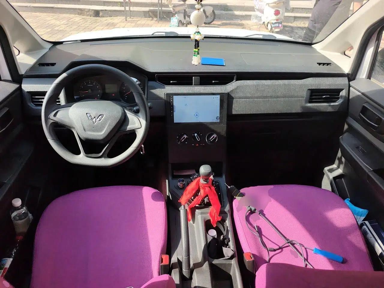 Wuling Hongguang PLUS 2019 1.5T Manual Standard Version 7 Seats — миниатюра 10