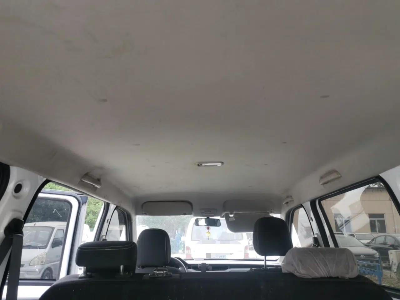 Wuling Hongguang PLUS 2020 1.5L Manual Standard Edition 5 Seats — миниатюра 19